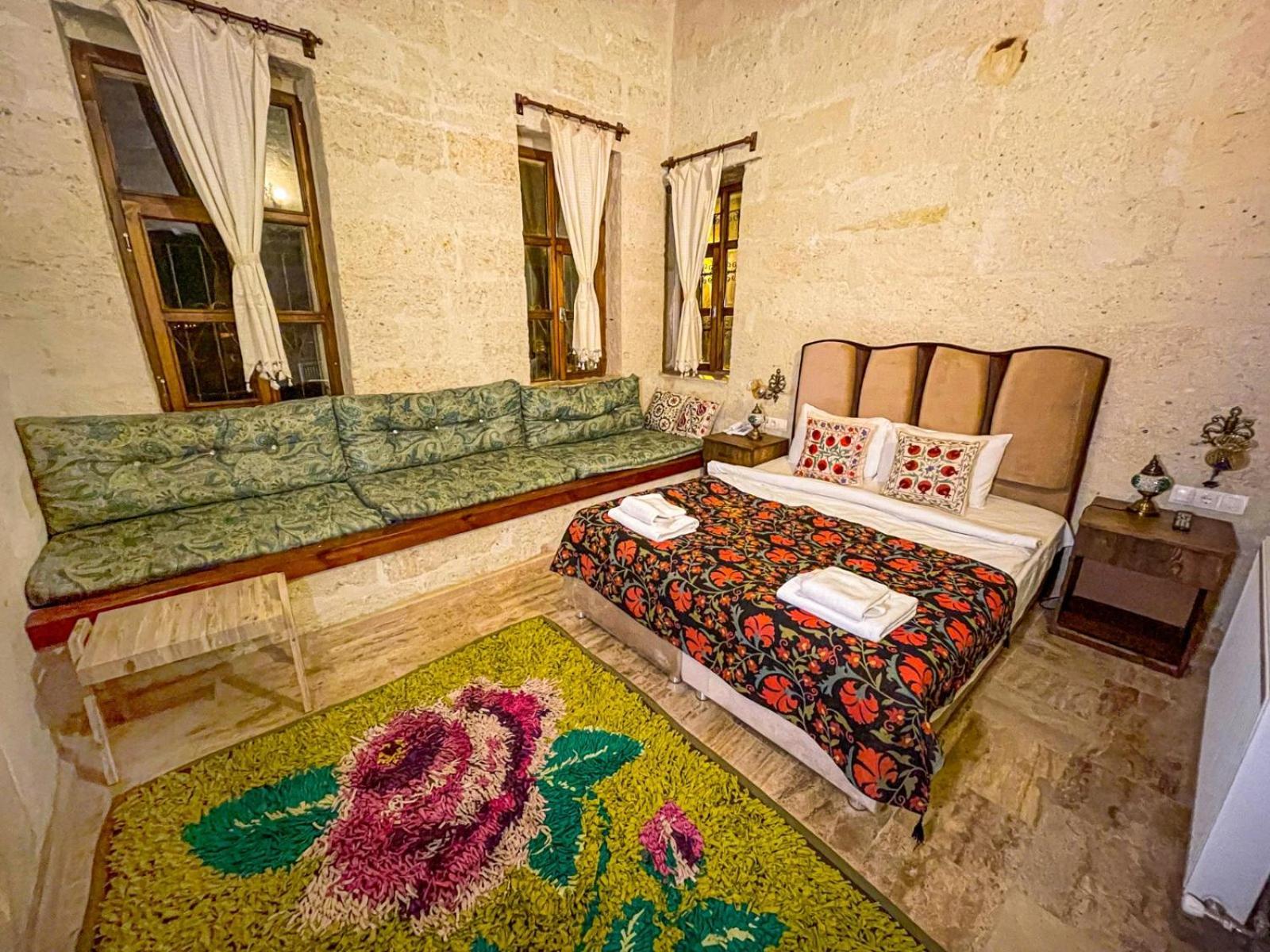 Heritage Cave Suites Ürgüp Ngoại thất bức ảnh